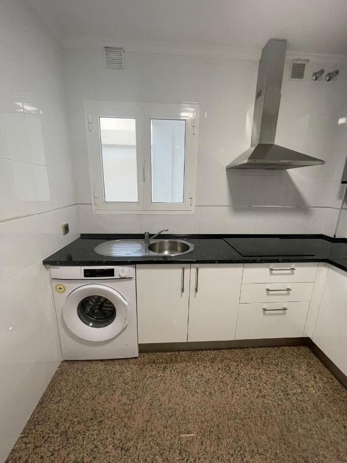 Encantadora Habitacion Privada Cerca Del Mar Málaga Eksteriør billede