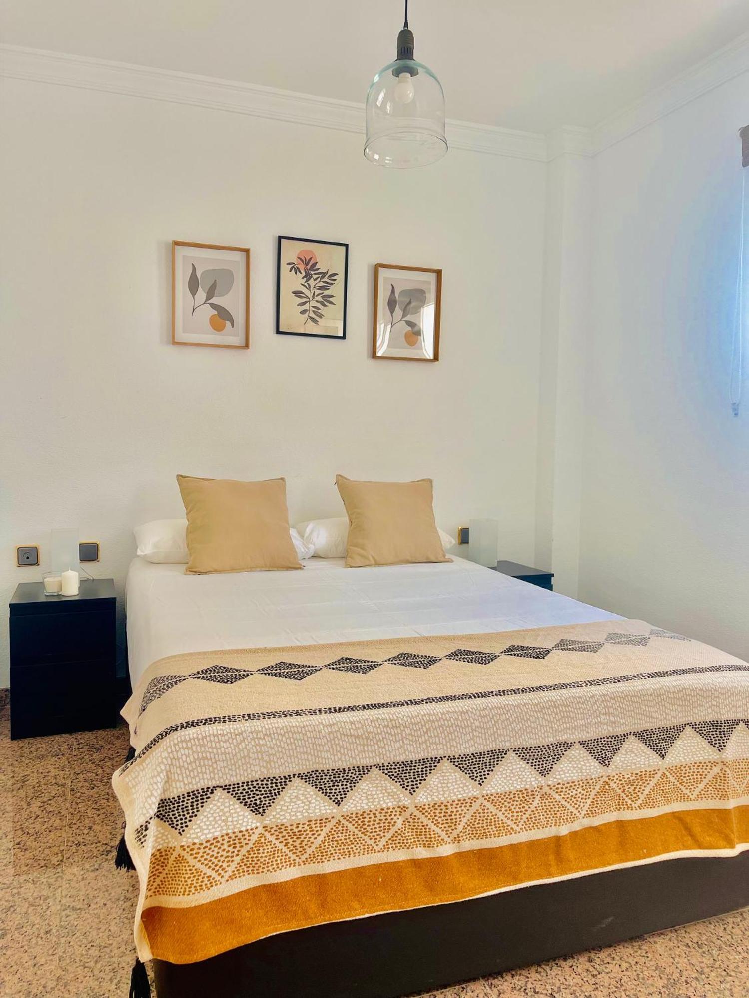 Encantadora Habitacion Privada Cerca Del Mar Málaga Eksteriør billede